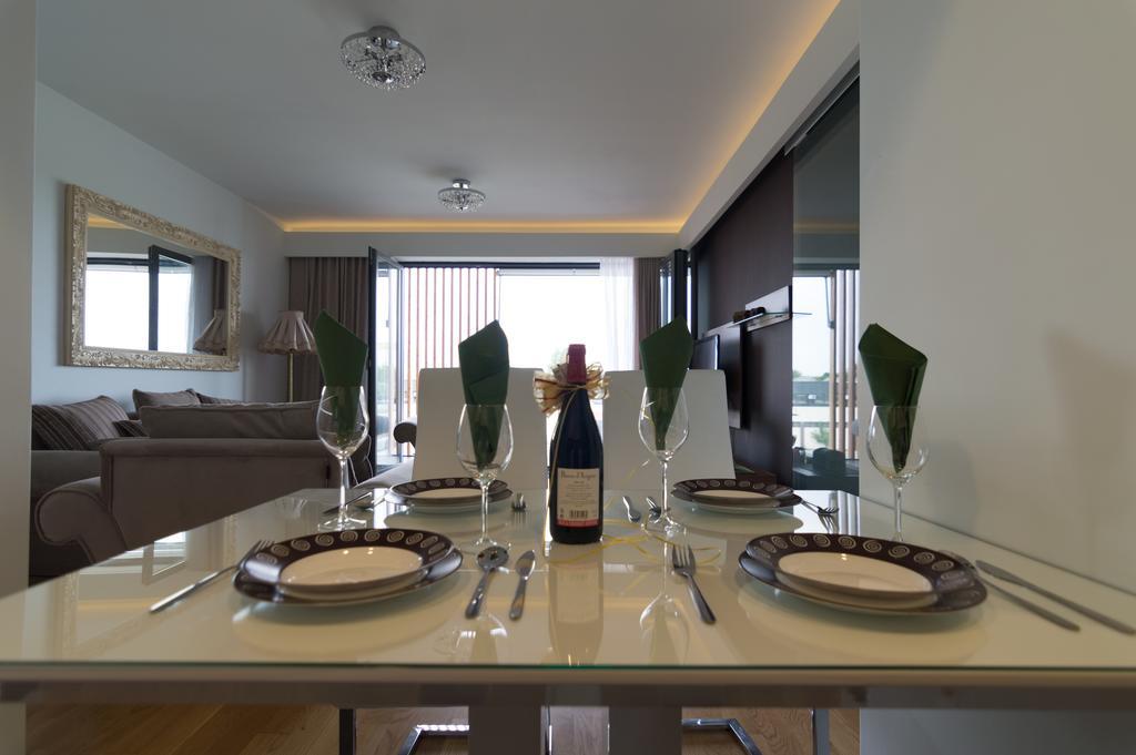 Apartment Mercedes Belgrade Chambre photo